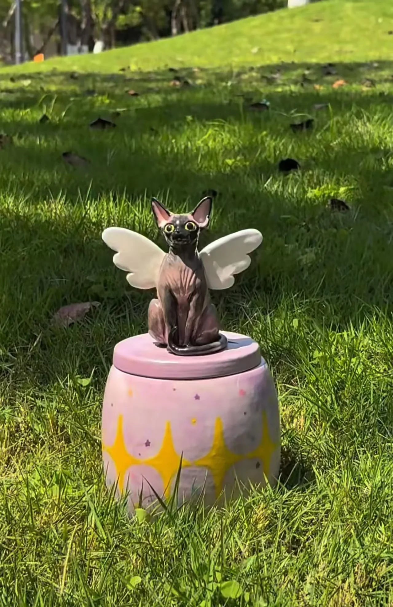 宠物纪念骨灰盒 | Pet Memorial Urn – A Gentle & Dignified Resting Place